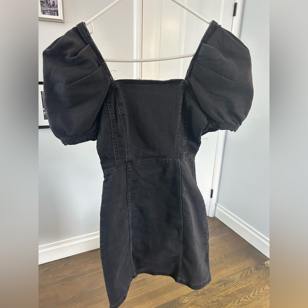 H&M jeaned dress. Fits AMAZING and can be worn off the shoulder